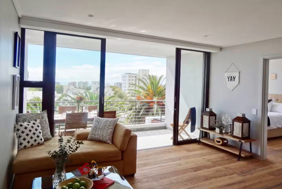 To Let 2 Bedroom Property for Rent in Green Point Western Cape